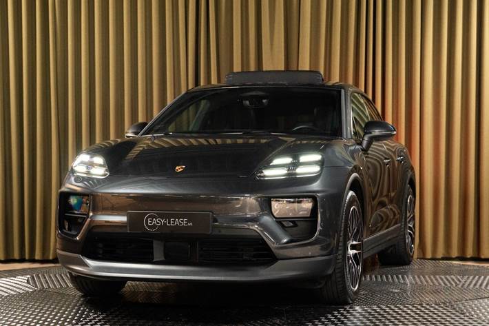 Grå Porsche Macan fra 2025