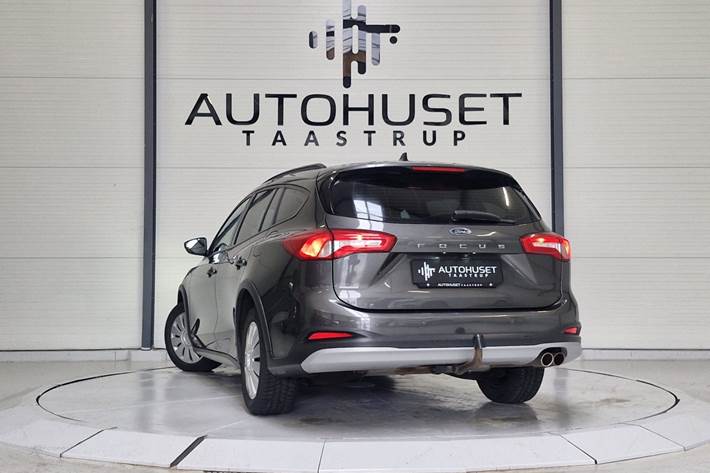 Grå Ford Focus fra 2019