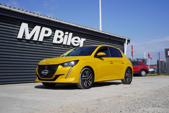 Gul Peugeot 208 fra 2022 set udefra