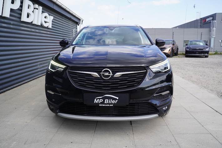 Sort Opel Grandland X fra 2021