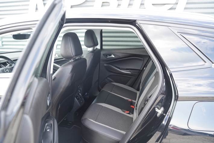 Sort Opel Grandland X fra 2021