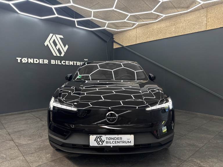 Volvo EX30 Extended Range Ultra