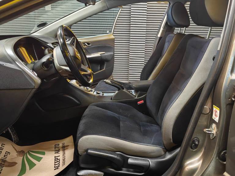 Honda Civic 1,8 Executive