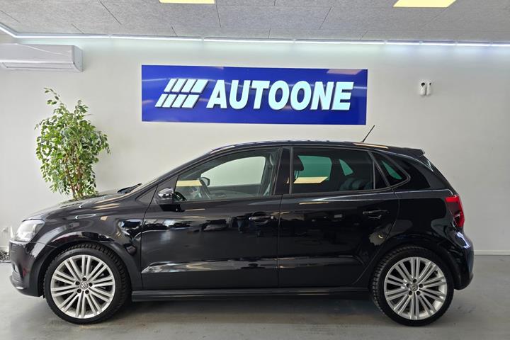 Sort VW Polo fra 2016