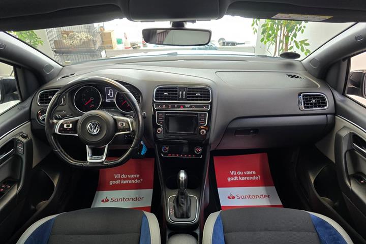 Sort VW Polo fra 2016