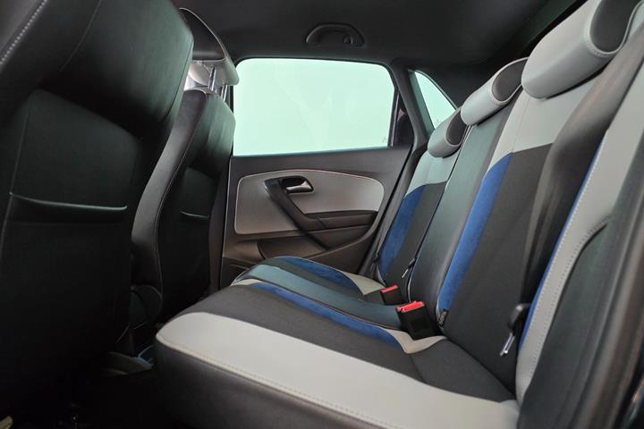 Sort VW Polo fra 2016