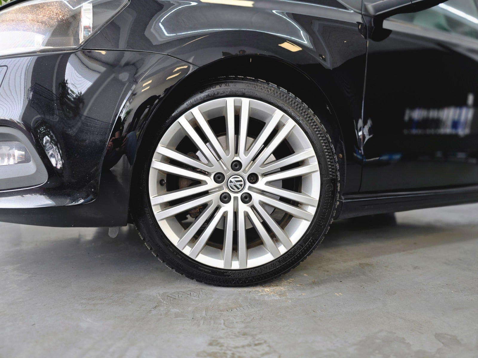 Sort VW Polo fra 2016