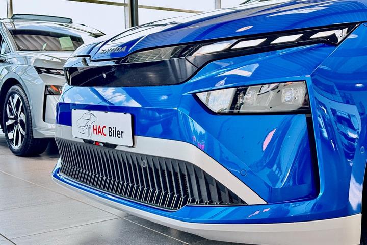 Blå Skoda Enyaq fra 2026