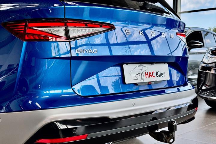 Blå Skoda Enyaq fra 2026