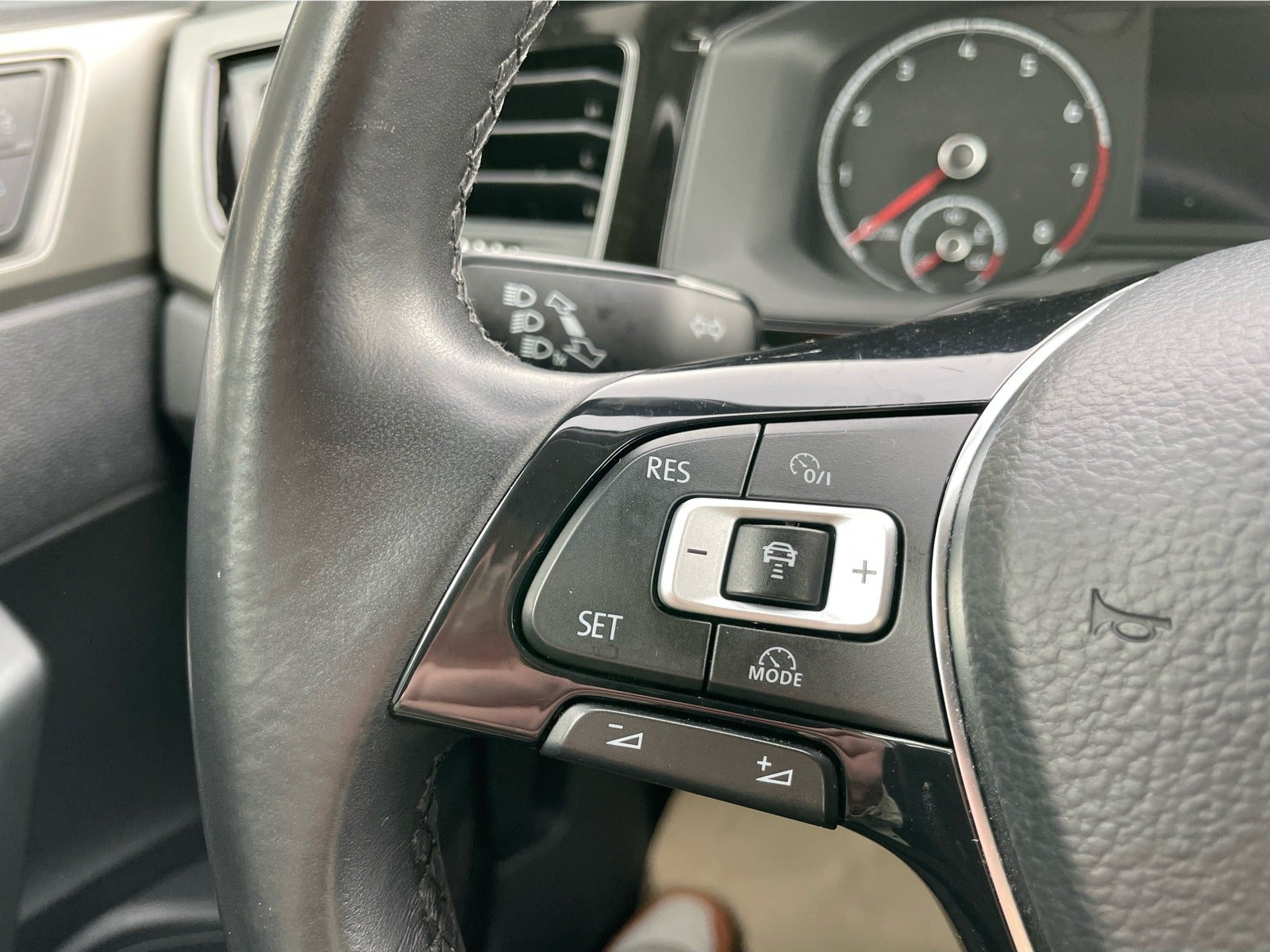 Sort VW Polo fra 2021