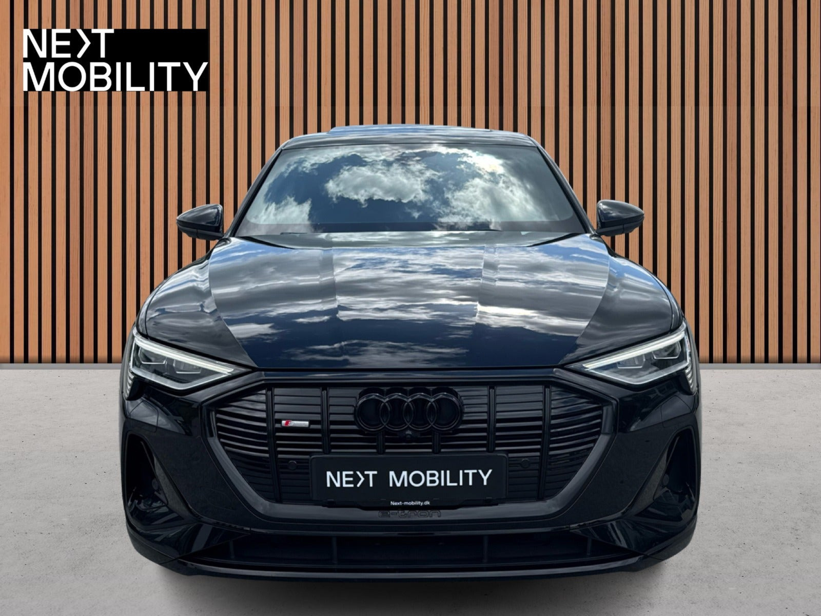 Sort Audi e-tron fra 2023
