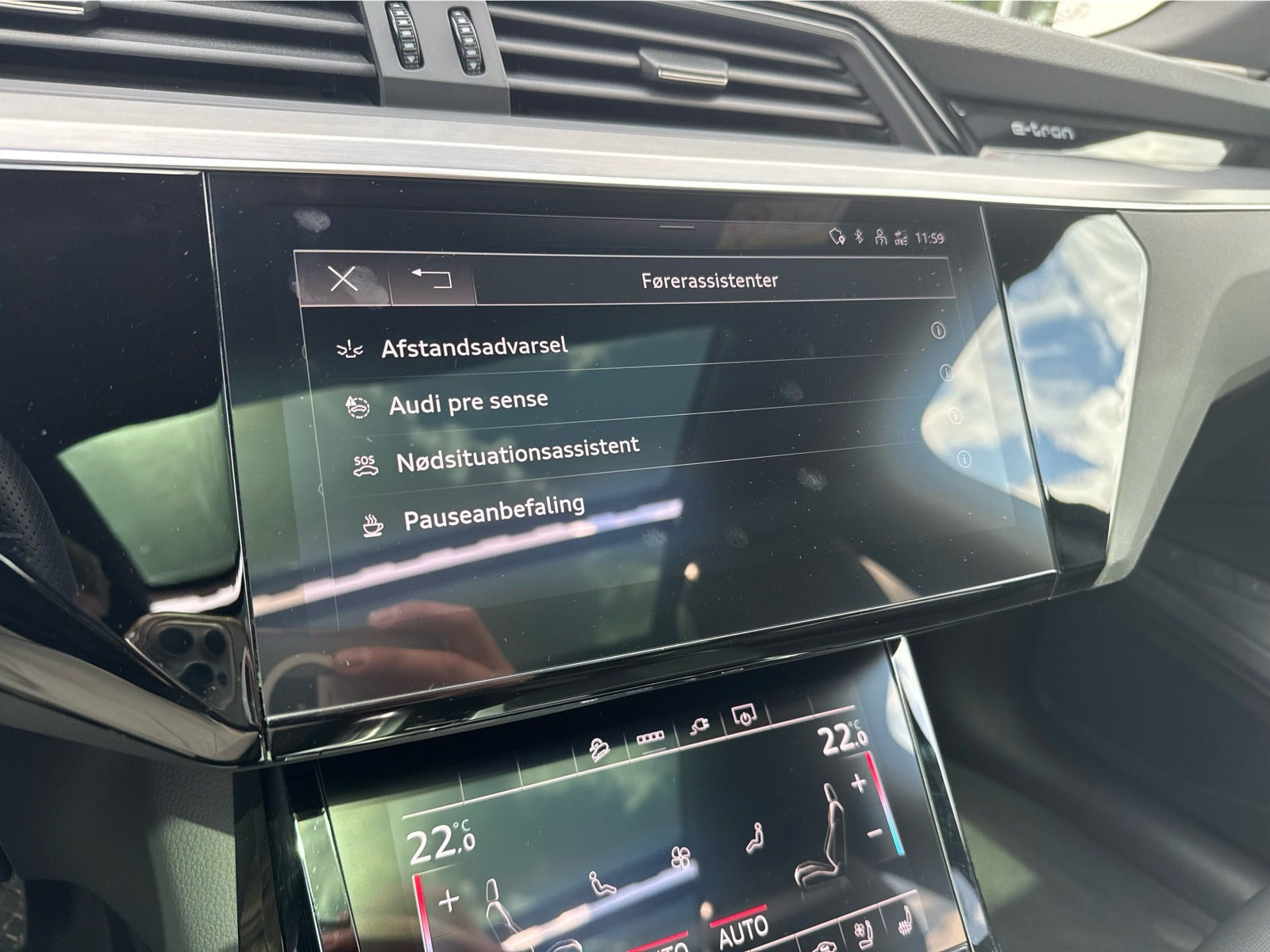Sort Audi e-tron fra 2023