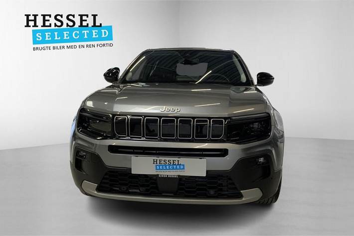 Grå Jeep Avenger fra 2025