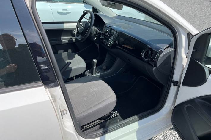 Hvid VW UP! fra 2016