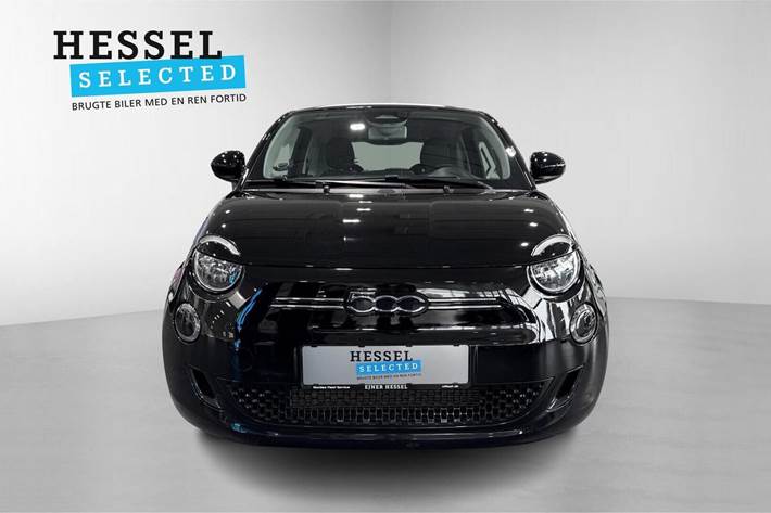 Beige Fiat 500e fra 2022