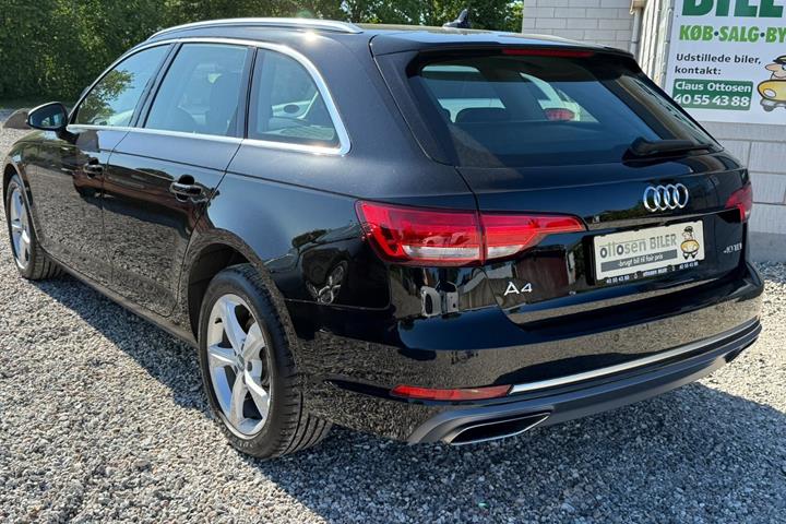 Sort Audi A4 fra 2019