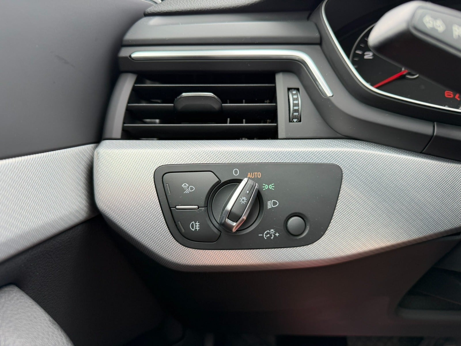 Sort Audi A4 fra 2019