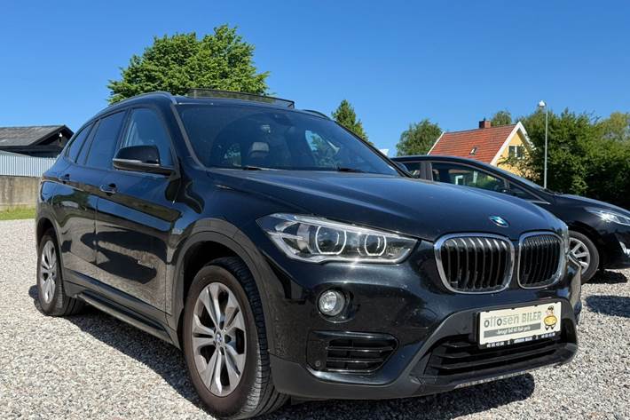 Sort BMW X1 fra 2016