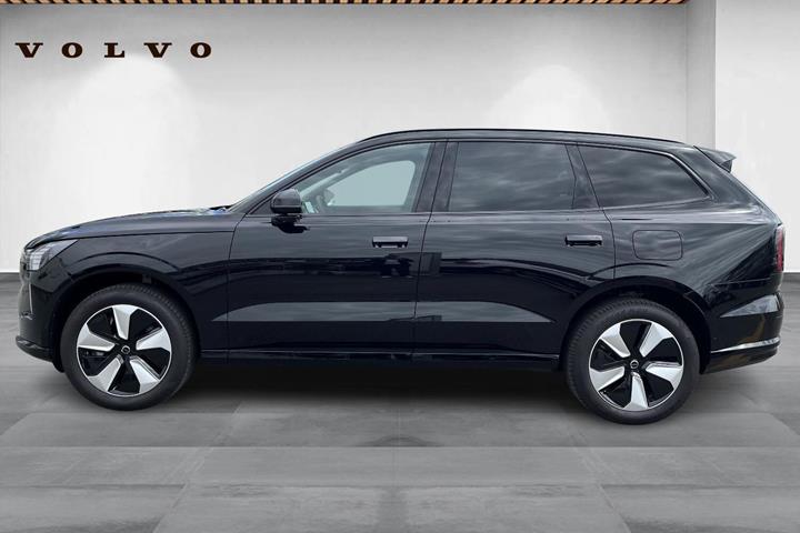Sort Volvo EX90 fra 2025