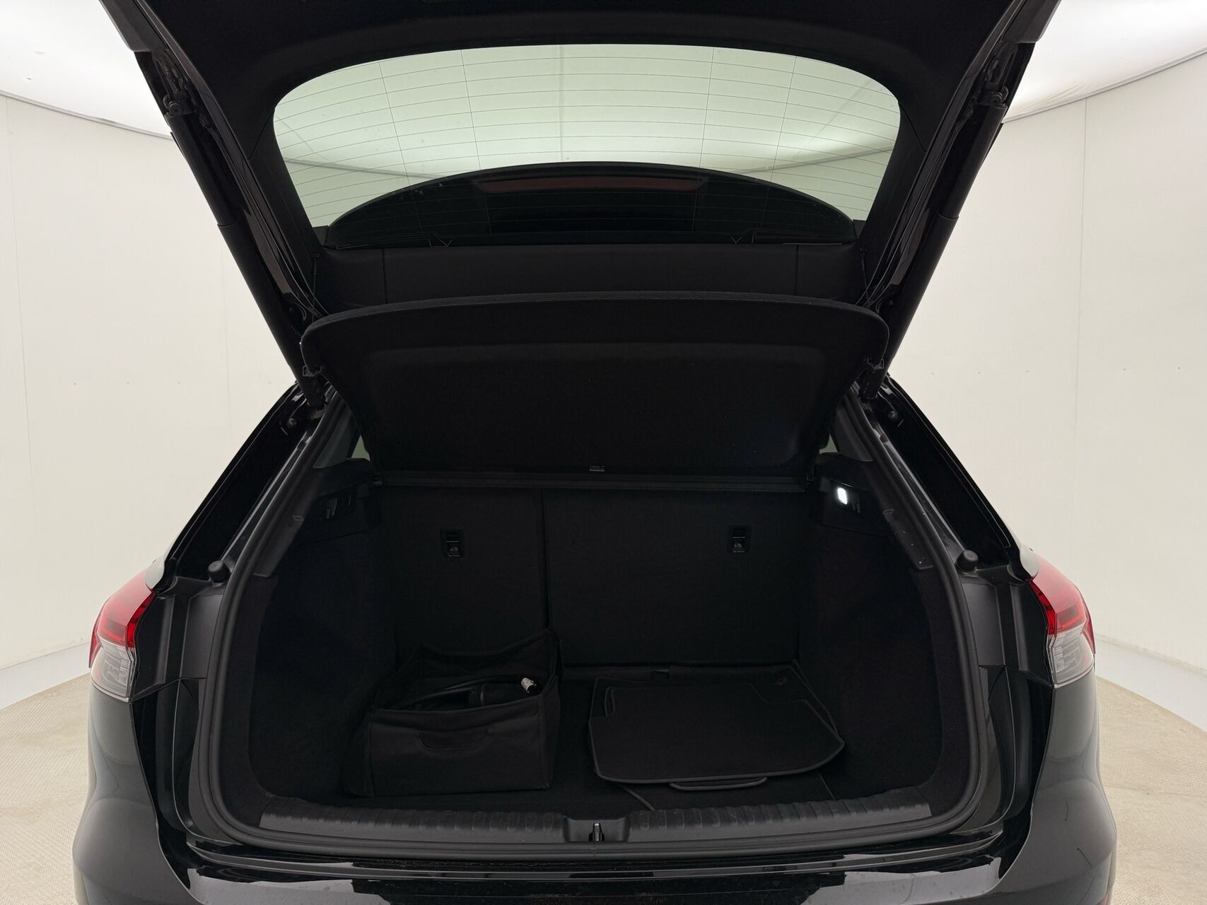 Sort Audi Q4 fra 2022