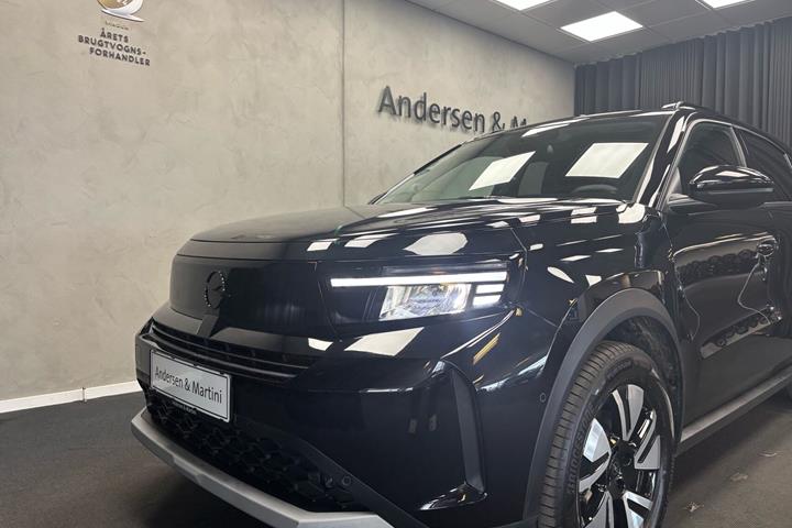 Grå Opel Frontera fra 2025