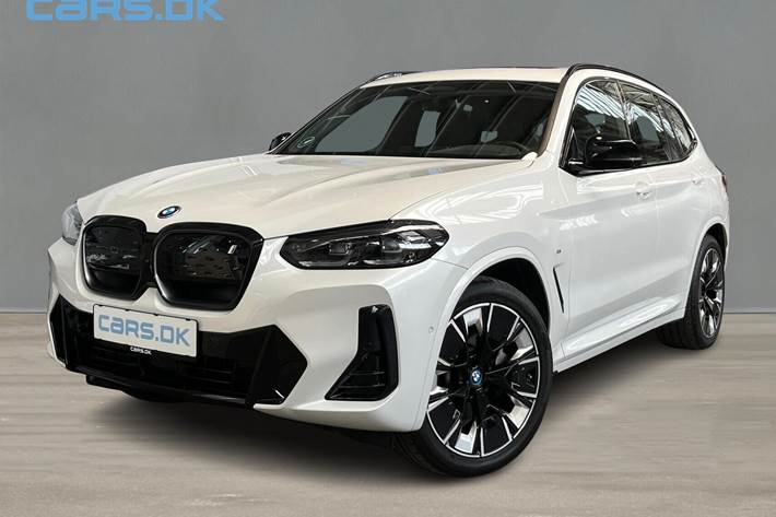 Hvid BMW iX3 fra 2025