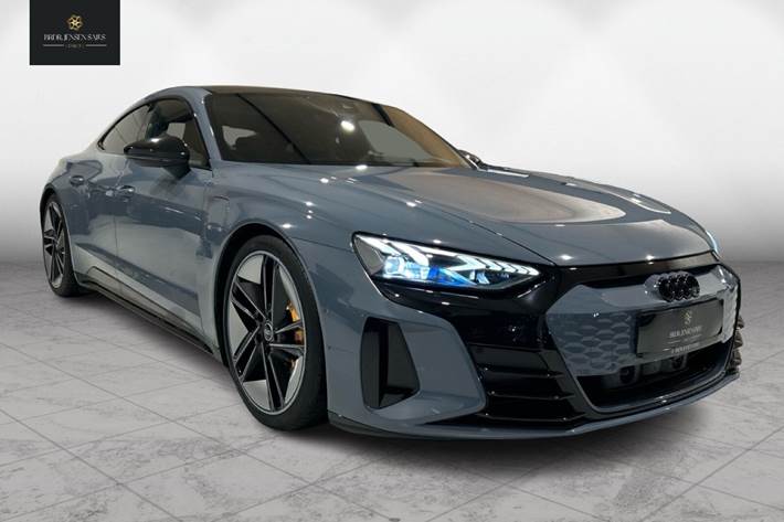 Grå Audi e-tron GT fra 2022