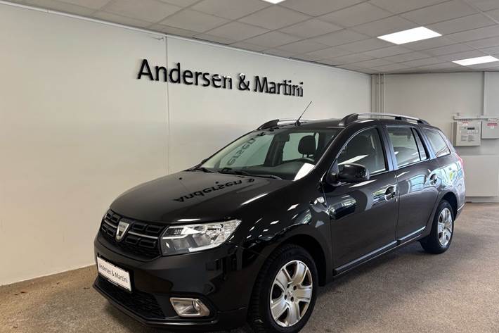 Sort Dacia Logan fra 2020