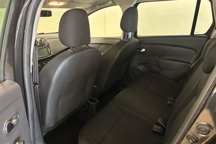 Sort Dacia Logan fra 2020