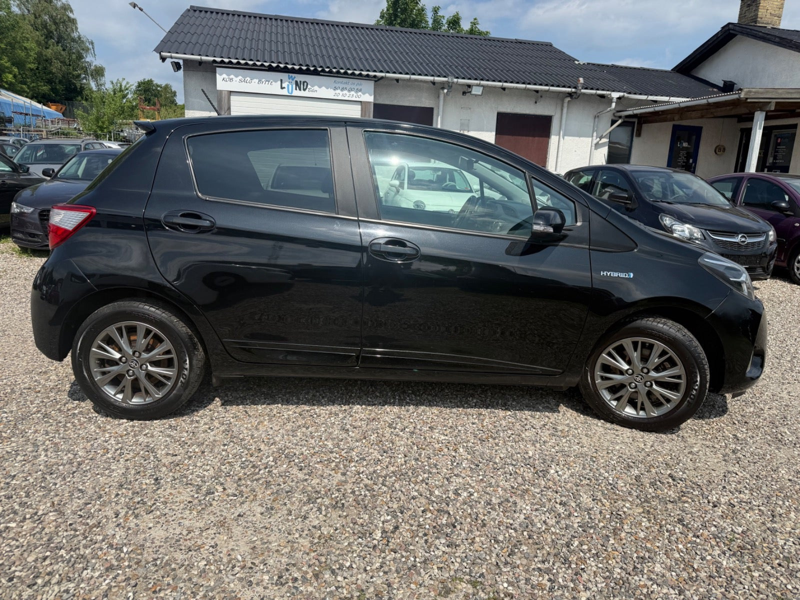 Sort Toyota Yaris fra 2017