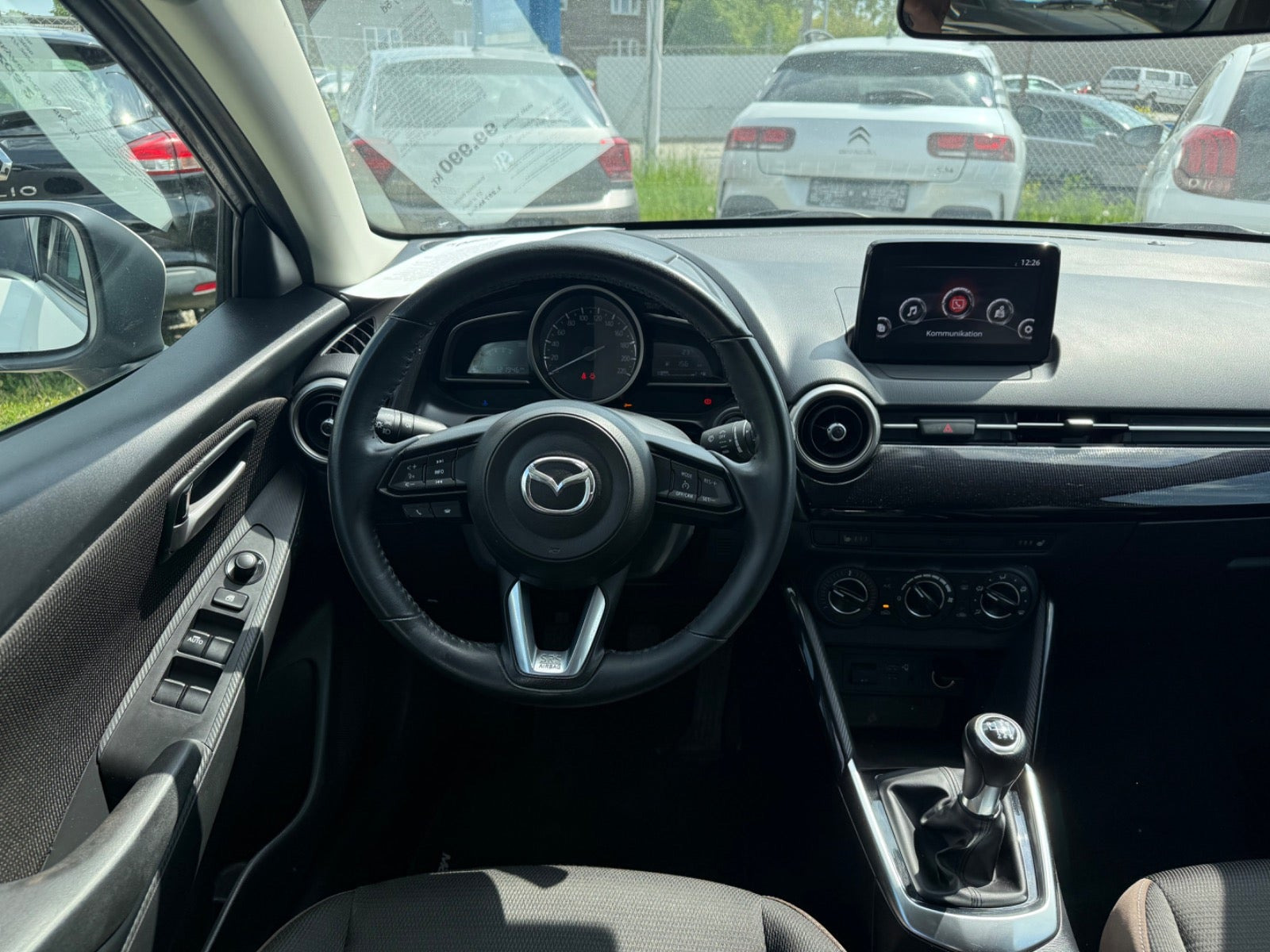 Hvid Mazda 2 fra 2020
