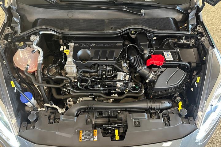 Grå Ford Fiesta fra 2020