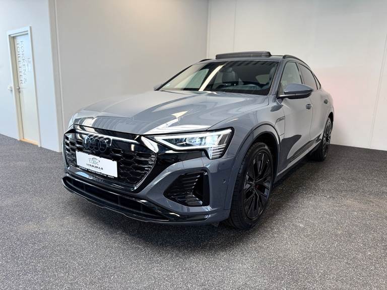 Audi Q8 e-tron 55 S-line Sportback quattro