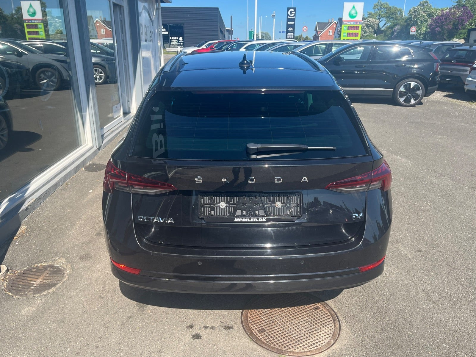 Sort Skoda Octavia fra 2021