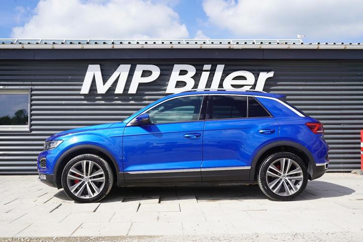 Blå VW T-Roc fra 2019