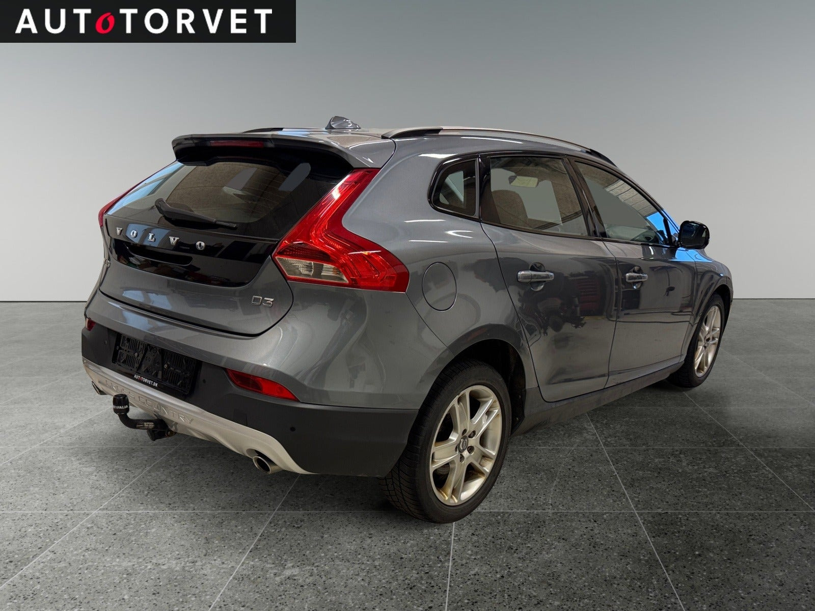 Grå Volvo V40 CC fra 2019