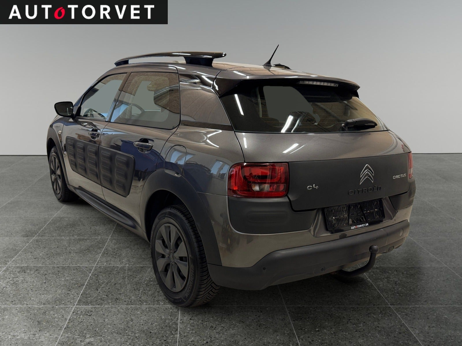 Sort Citroën C4 Cactus fra 2018