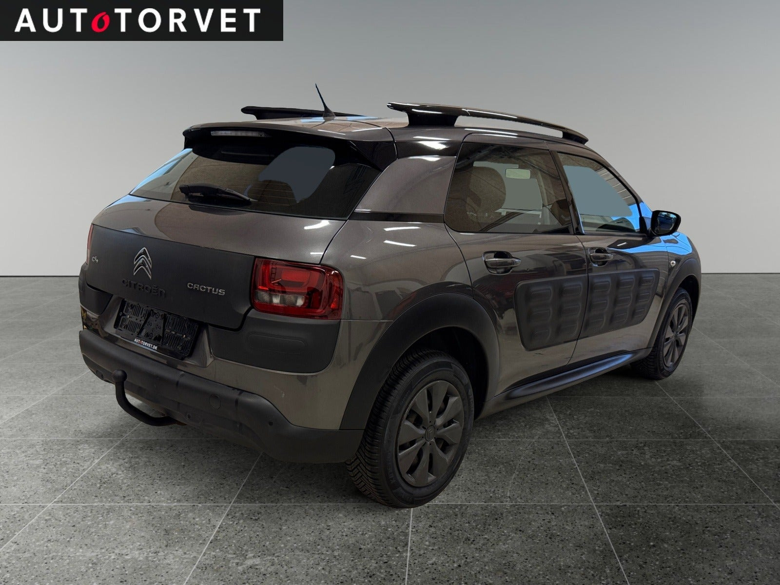 Sort Citroën C4 Cactus fra 2018