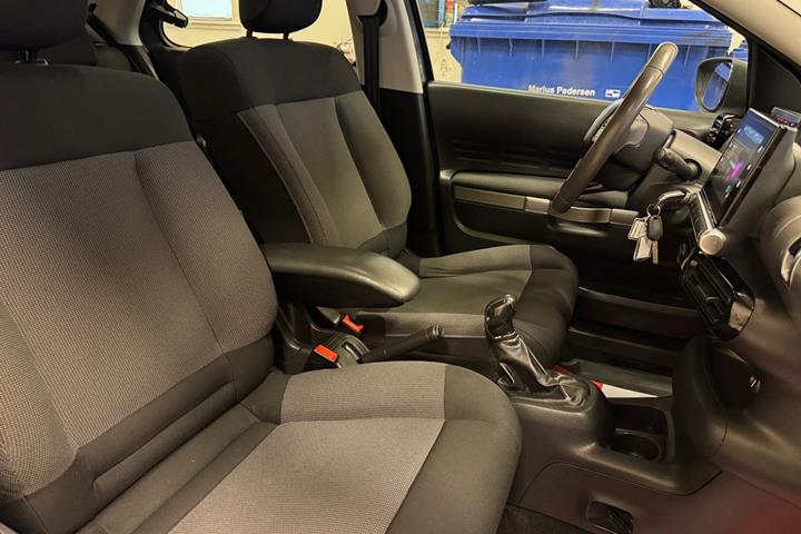 Sort Citroën C4 Cactus fra 2018