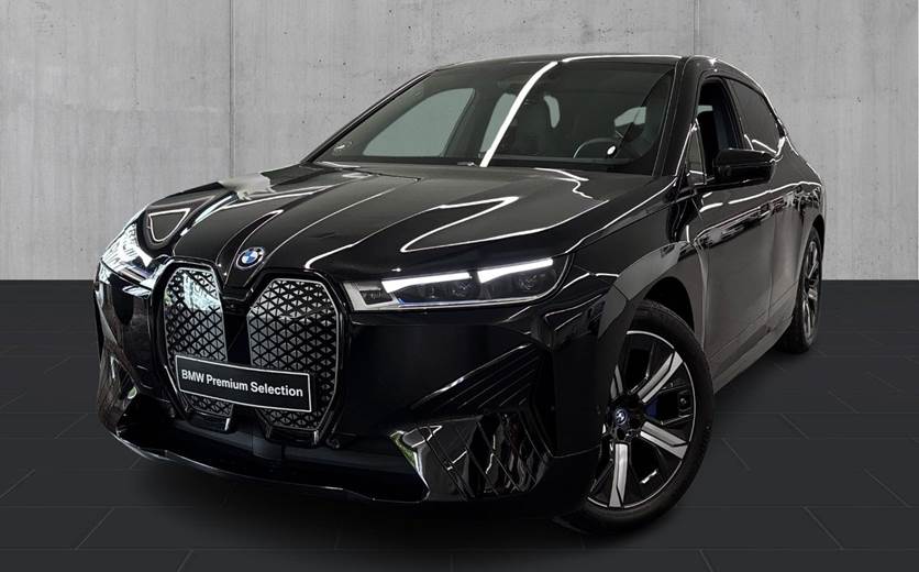 BMW iX xDrive50