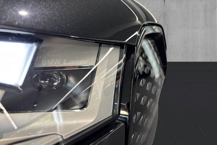 Sort BMW iX fra 2025