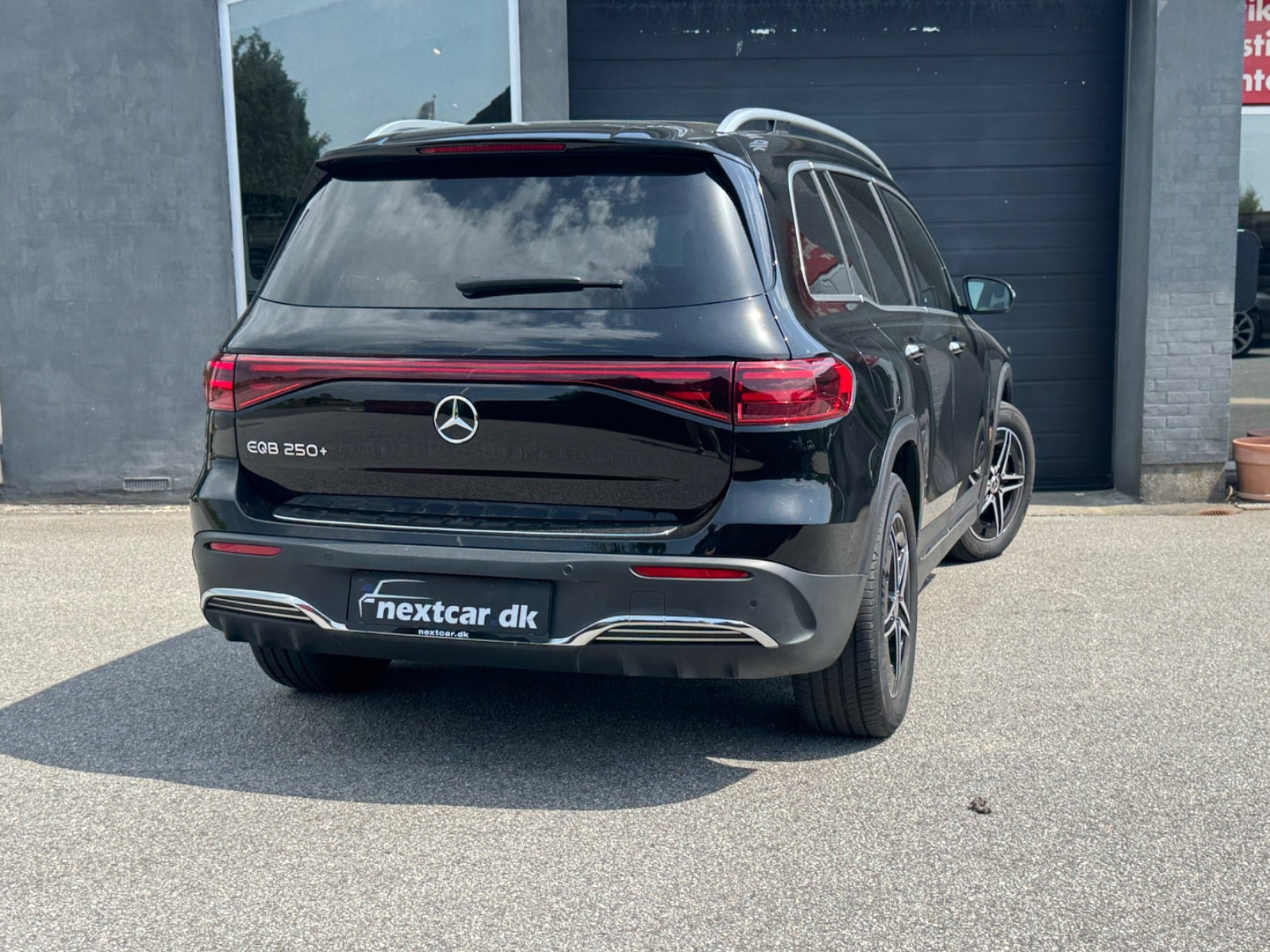 undefined Mercedes EQB250+ fra 2024