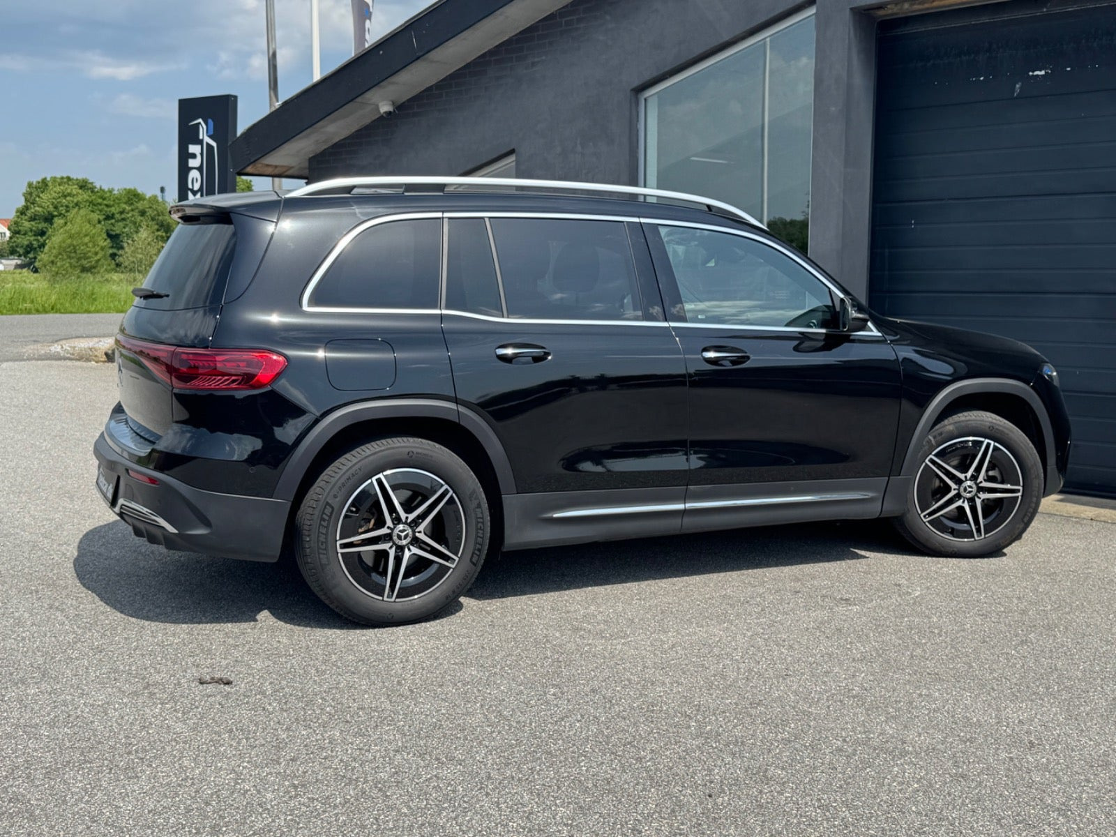 undefined Mercedes EQB250+ fra 2024