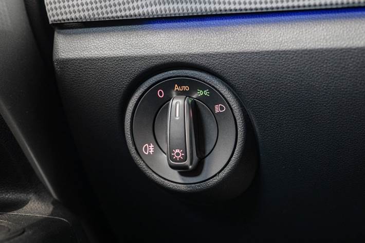 Grå VW E-UP! fra 2023
