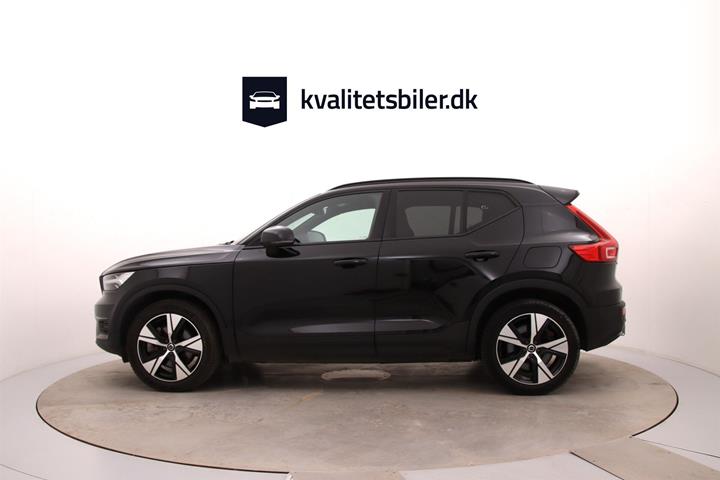 Sort Volvo XC40 fra 2022