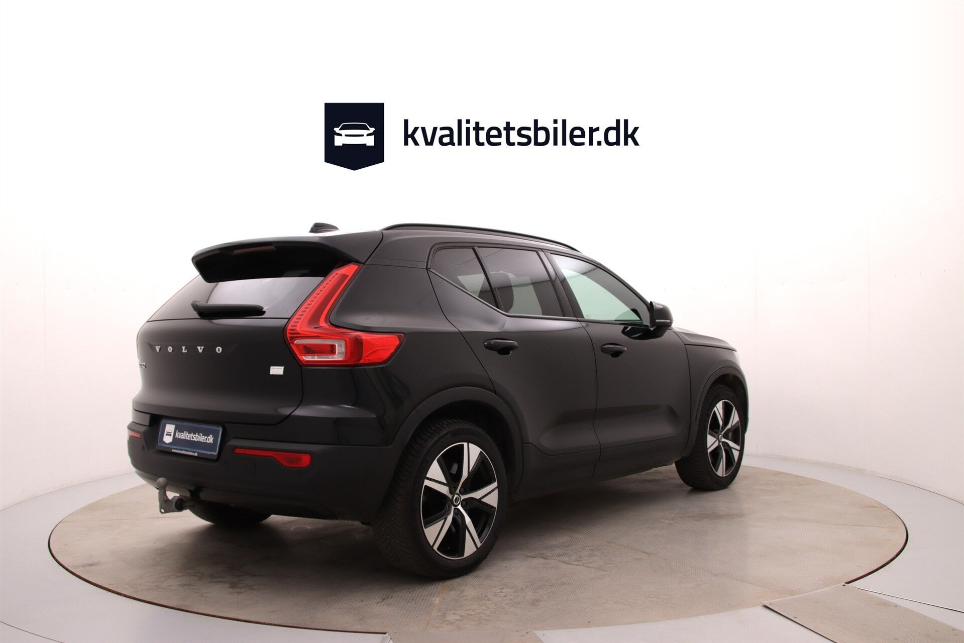 Sort Volvo XC40 fra 2022