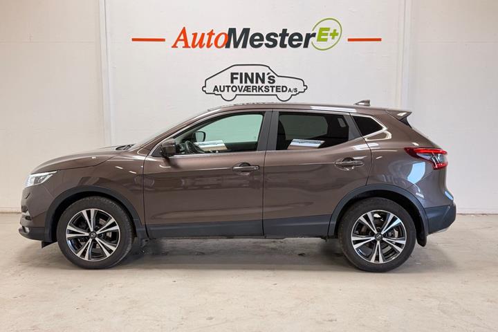 Brun Nissan Qashqai fra 2019