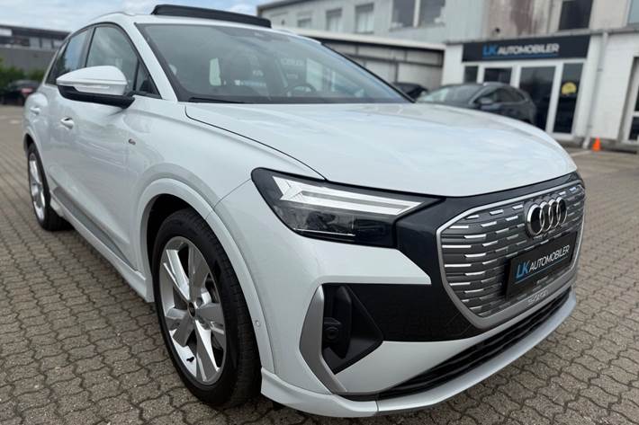 Hvid Audi Q4 e-tron fra 2023