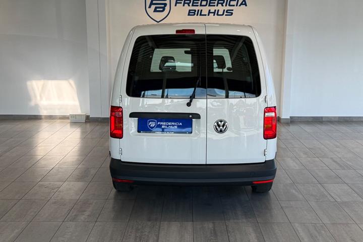 Hvid VW Caddy Maxi fra 2017