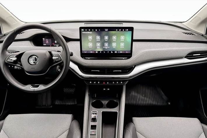 Grå Skoda Enyaq fra 2025